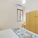 Sunleaf Retreat
