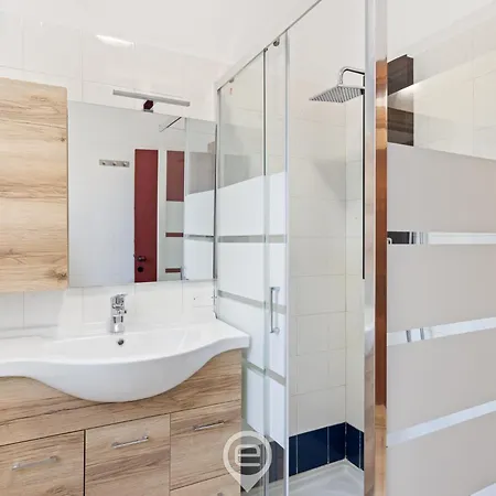 Estay - Sunleaf Retreat *