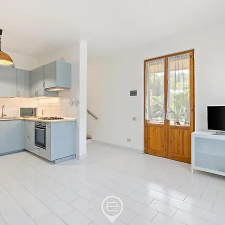 Sunleaf Retreat Daire